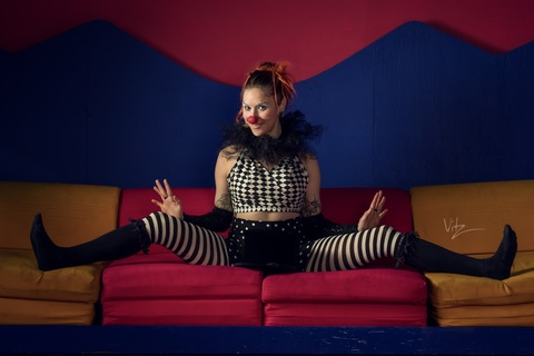 amyfunbuttons photo 1