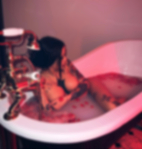 fairytrappedonearth photo 1