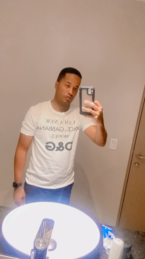 latin_couple2022 photo 1